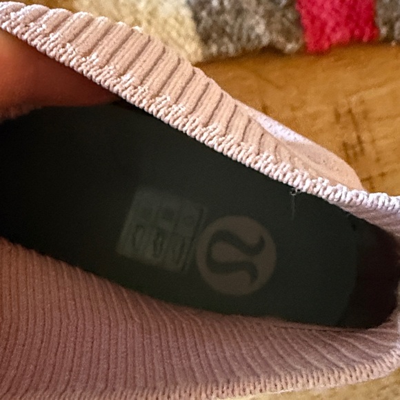 Lululemon Chargefeel Mid Workout Shoes 7.5 - Picture 5 of 6